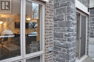 30 Westmeath Ln in Markham, ON - Building Photo - Building Photo