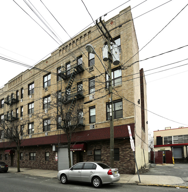 135 Franklin St in Jersey City, NJ - Building Photo - Building Photo