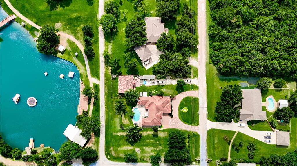 24411 Katex Blvd in Katy, TX - Foto de edificio