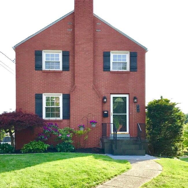 property at 400 Duquesne Dr