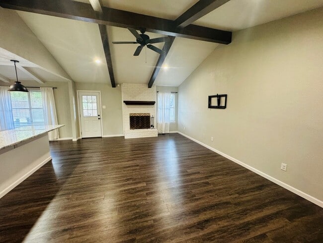 7105 Churchill Cir in Waco, TX - Building Photo - Building Photo