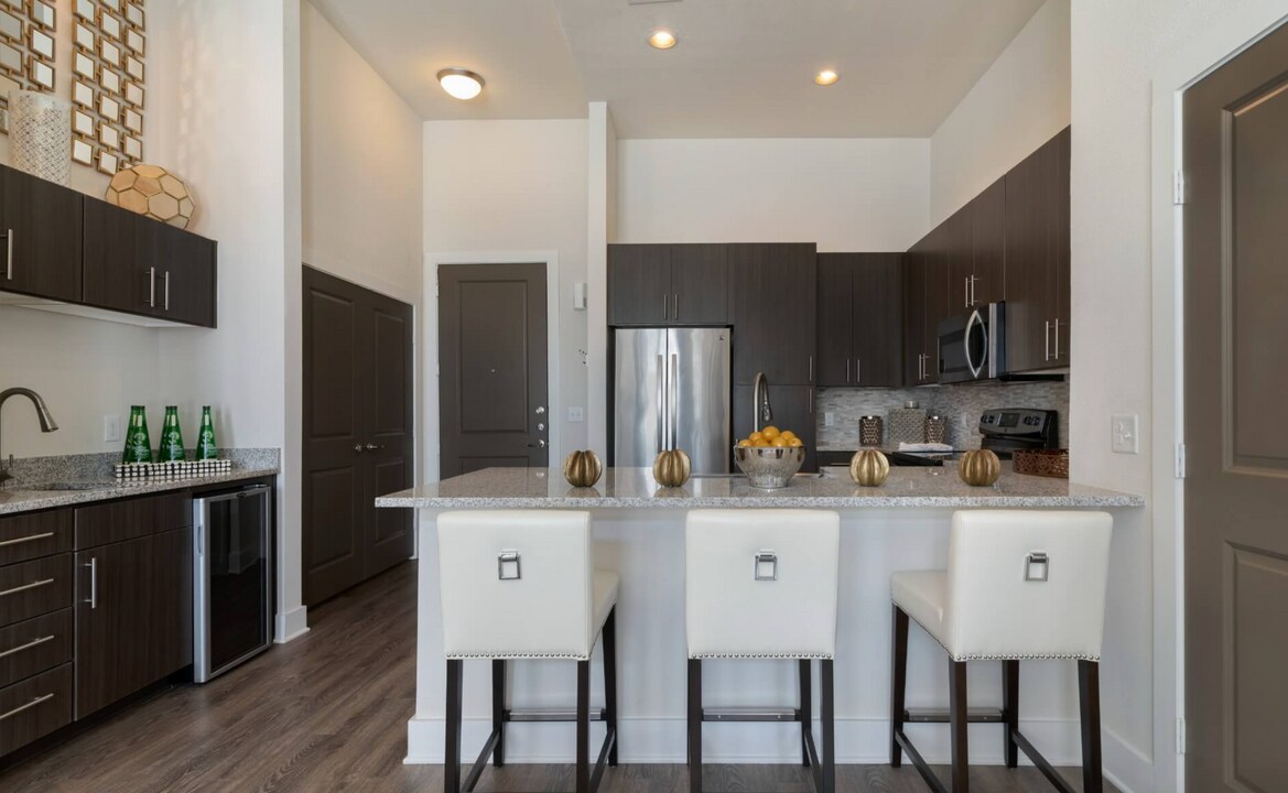 1331 4th Ave N in Nashville, TN - Building Photo