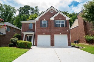 3243 Newtons Crest Cir in Snellville, GA - Building Photo