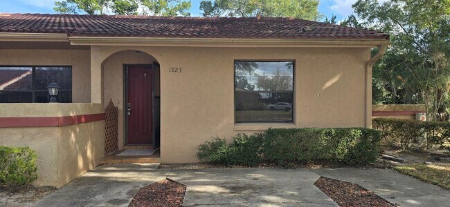 1923 SW 34th Ct in Ocala, FL - Building Photo - Building Photo