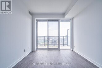 5 Defries St in Toronto, ON - Building Photo - Building Photo