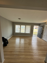 5304 Grove Ave in Ferguson, MO - Building Photo - Building Photo