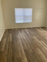 129 East St in Tye, TX - Building Photo - Building Photo