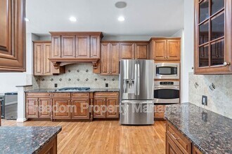 42524 Rowderbury Sq in Chantilly, VA - Building Photo - Building Photo