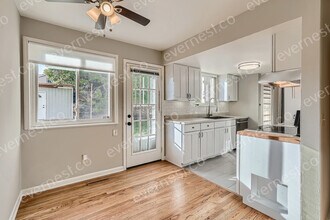 10427 Holland Pl in Westminster, CO - Building Photo - Building Photo