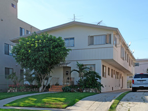 1533 S Bedford St in Los Angeles, CA - Foto de edificio - Building Photo
