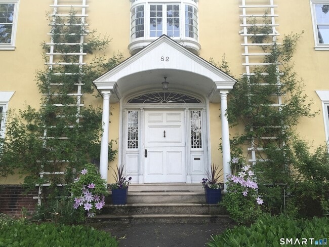 82 Edgehill Rd in New Haven, CT - Foto de edificio - Building Photo