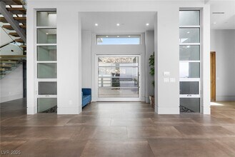 5 Rockstream Dr in Henderson, NV - Building Photo - Building Photo