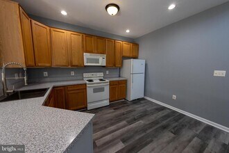 7685 Duneiden Ln in Manassas, VA - Building Photo - Building Photo