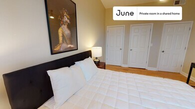 Room in Shared 4 bed/1 bath home in Boston, MA - Foto de edificio - Building Photo