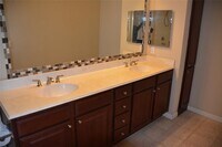 7575 Kirby Dr photo'