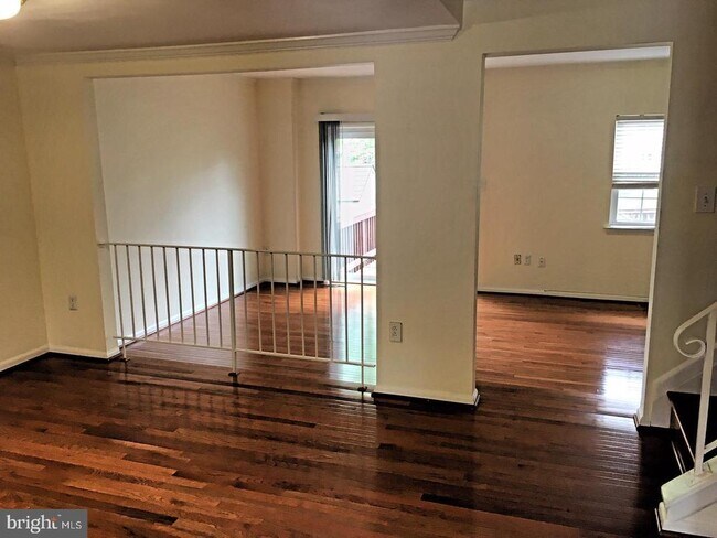 7432 Pohick Rd in Lorton, VA - Building Photo - Building Photo