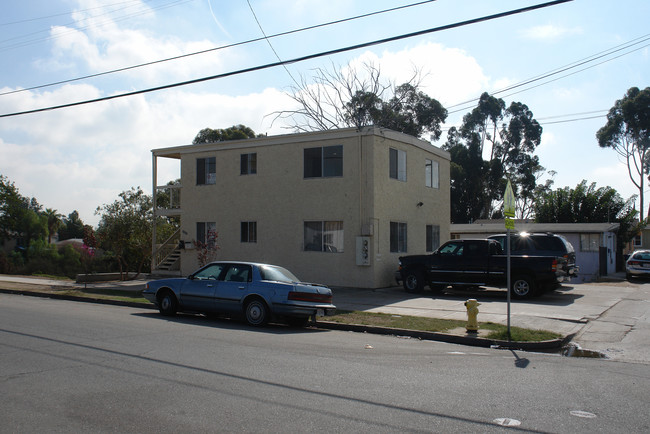 4185 Thorn St in San Diego, CA - Building Photo - Building Photo