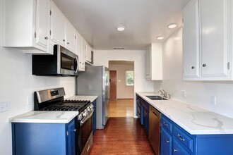 504 Villanova Dr in Davis, CA - Building Photo - Building Photo