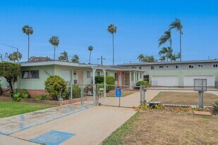 462 Davidson St in Chula Vista, CA - Building Photo