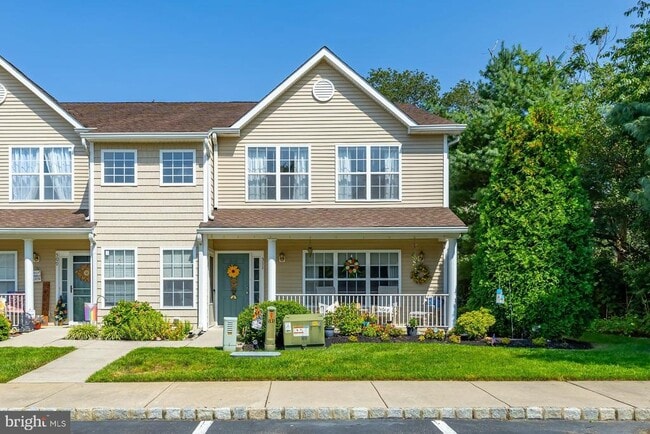 property at 512 Sunflower Way