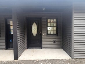 277 Red Tail Rdg in Cobleskill, NY - Foto de edificio - Building Photo