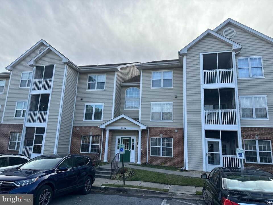 6504 Home Water Ct in Glen Burnie, MD - Building Photo