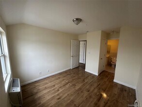 102-34 1st St in Queens, NY - Building Photo - Building Photo