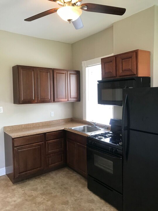 3453 Sidney St in St. Louis, MO - Building Photo