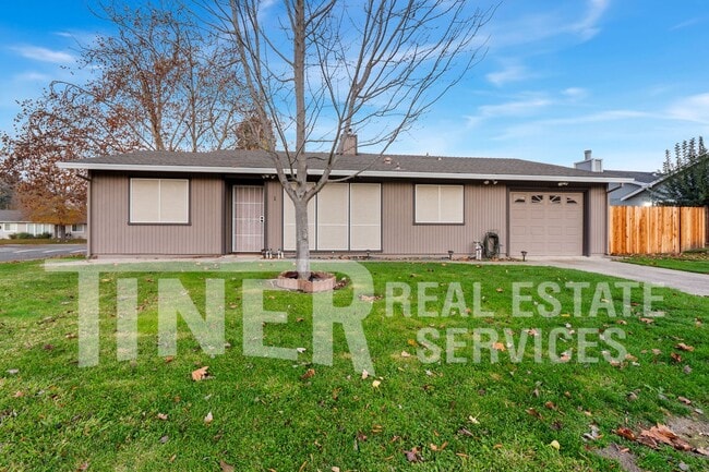 1 Rocky River Ct in Sacramento, CA - Building Photo - Building Photo