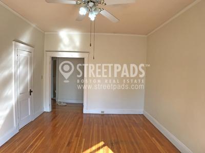 17-19-19 Washington St in Malden, MA - Building Photo - Building Photo