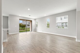 4619 Almada Ln in Wesley Chapel, FL - Building Photo - Building Photo