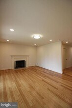 5609 5th St S in Arlington, VA - Foto de edificio - Building Photo