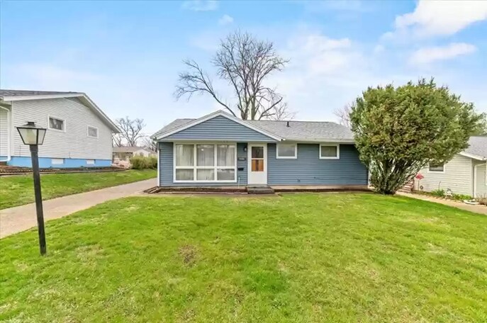 1101 Brockman Dr SE in Cedar Rapids, IA - Foto de edificio