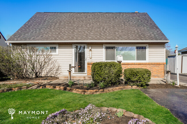 property at 647 Savannah Dr