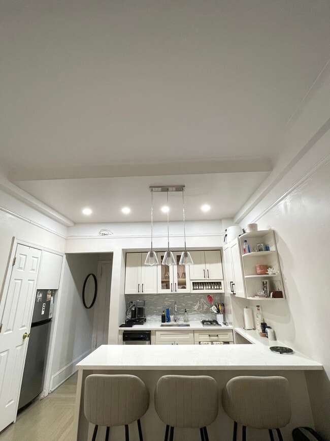 property at 50 W 106th St