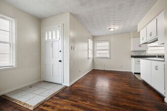 3337 Houston St in Indianapolis, IN - Building Photo - Building Photo