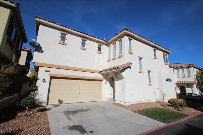 8952 Gray Quail Ct in Las Vegas, NV - Building Photo - Building Photo