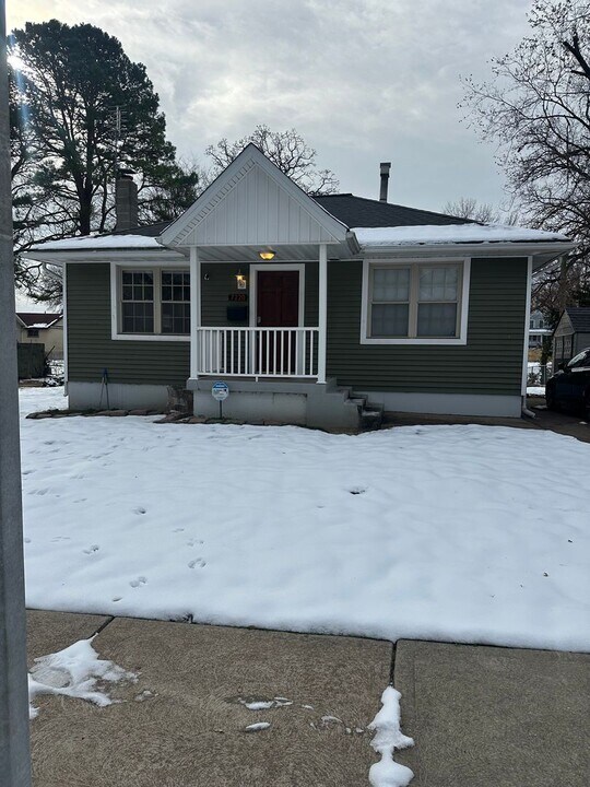 7220 Emilie St in St. Louis, MO - Building Photo