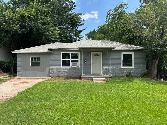 property at 1619 SE 62nd St