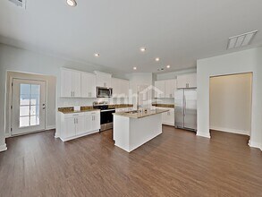 5520 Central Grove Sq in Nashville, TN - Building Photo - Building Photo