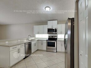 18216 SW 4th St in Pembroke Pines, FL - Foto de edificio - Building Photo