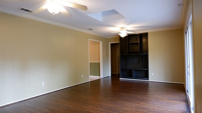 property at 10514 Haddington Dr