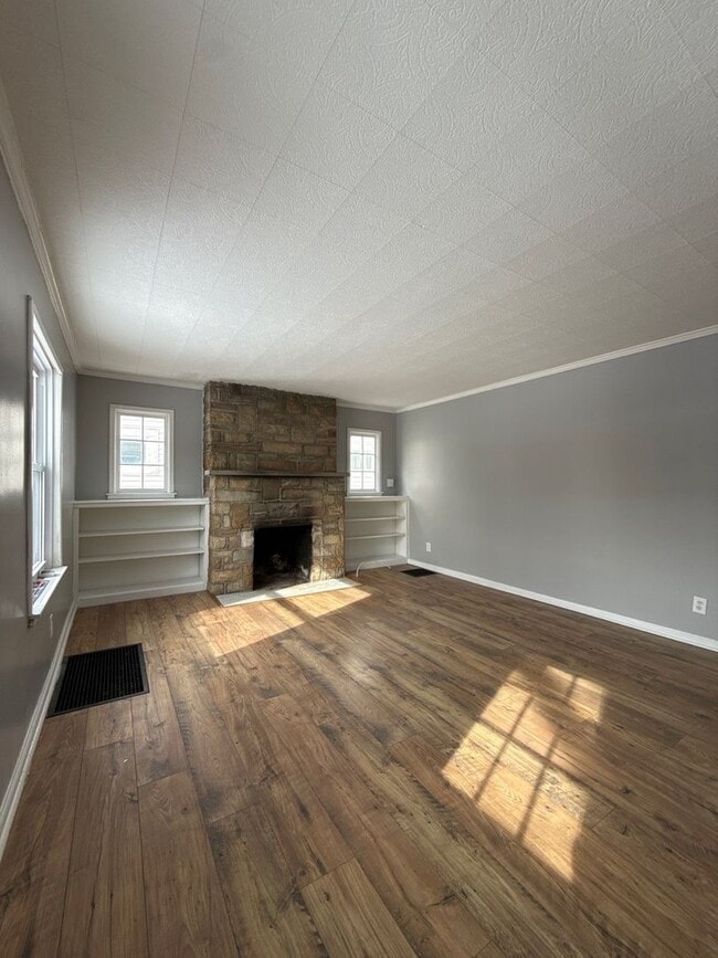 1672 E Weber Rd in Columbus, OH - Building Photo - Building Photo