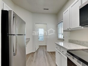 108 Cameron Way Cir in Winston-Salem, NC - Building Photo - Building Photo