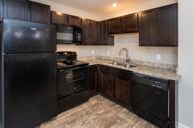 Midtown Square Apartments, Chattanooga in Red Bank, TN - Foto de edificio - Interior Photo