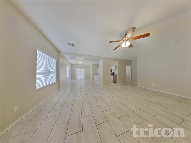 442 E Cheyenne Rd in San Tan Valley, AZ - Foto de edificio - Building Photo