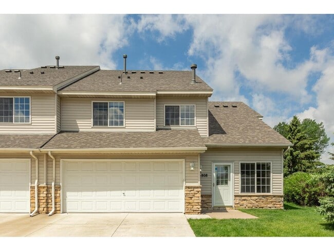 808 Ferdinand Dr