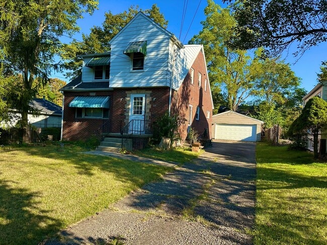 644 W Judson Ave in Youngstown, OH - Building Photo - Building Photo