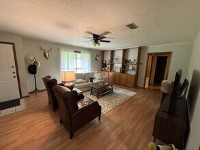 3816 Red Oak Dr in Nacogdoches, TX - Building Photo - Building Photo