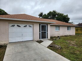 14055 Caribbean Blvd in Ft. Myers, FL - Building Photo